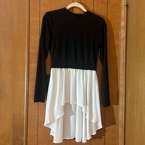 SHEIN Women’s Round Neck Long Sleeve Asymmetrical blouse